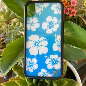 Wildflower hibiscus turquoise iPhone XR case